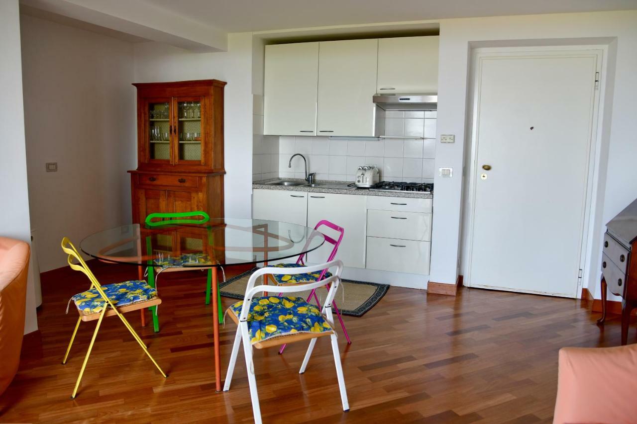 A.A.U.T Appartamento Villa Preli Chiavari Exterior photo
